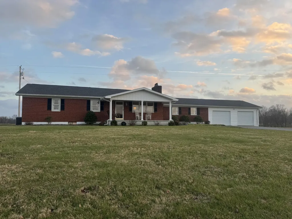 586 Harristown Road Russell Springs KY 42642