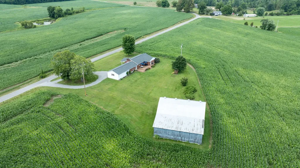 586 Harristown Road Russell Springs KY 42642
