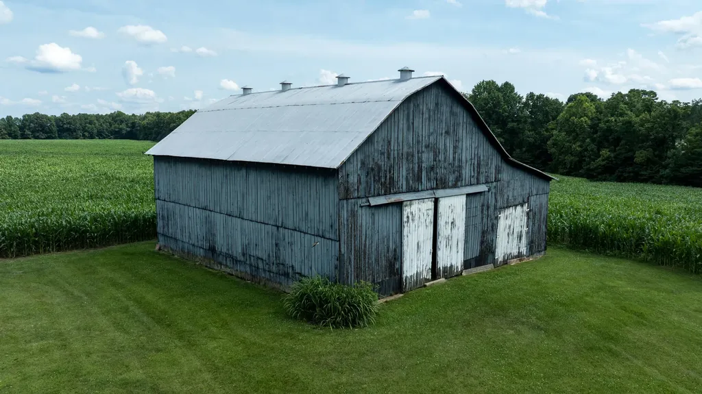 586 Harristown Road Russell Springs KY 42642