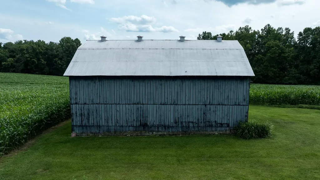 586 Harristown Road Russell Springs KY 42642