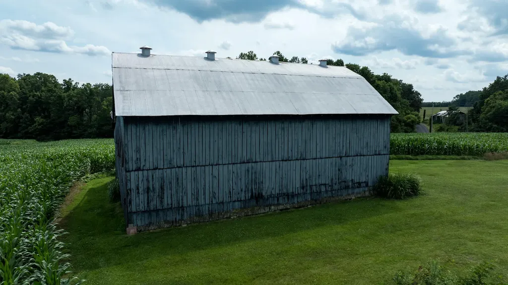586 Harristown Road Russell Springs KY 42642