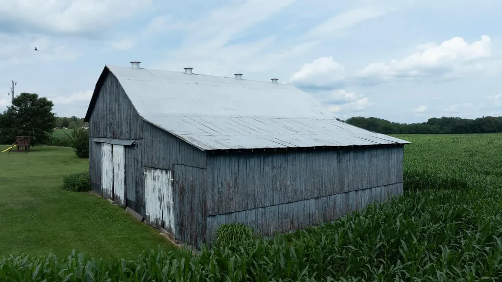 586 Harristown Road Russell Springs KY 42642