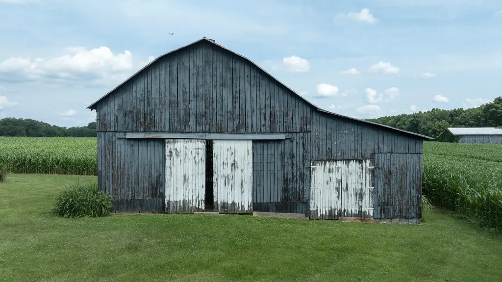 586 Harristown Road Russell Springs KY 42642