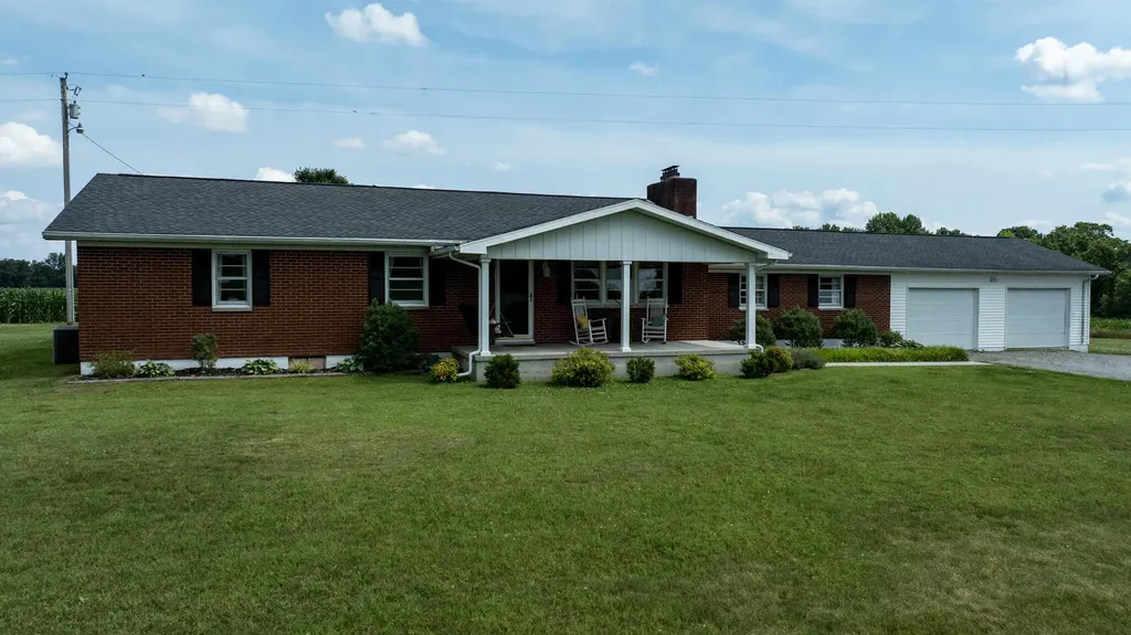 586 Harristown Road Russell Springs KY 42642