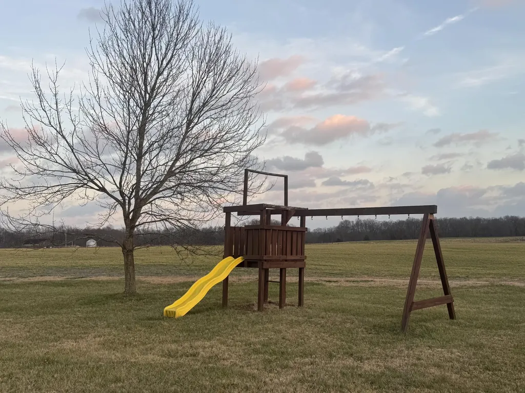 586 Harristown Road Russell Springs KY 42642