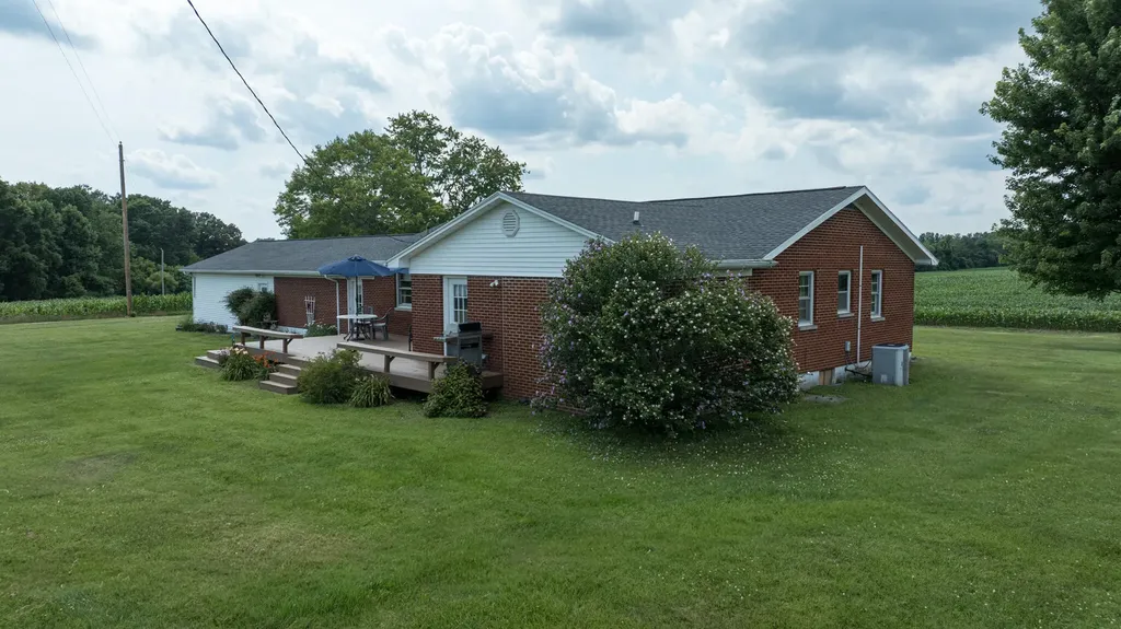 586 Harristown Road Russell Springs KY 42642