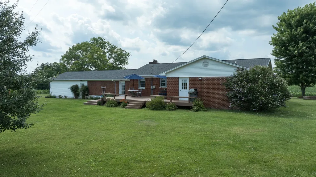 586 Harristown Road Russell Springs KY 42642