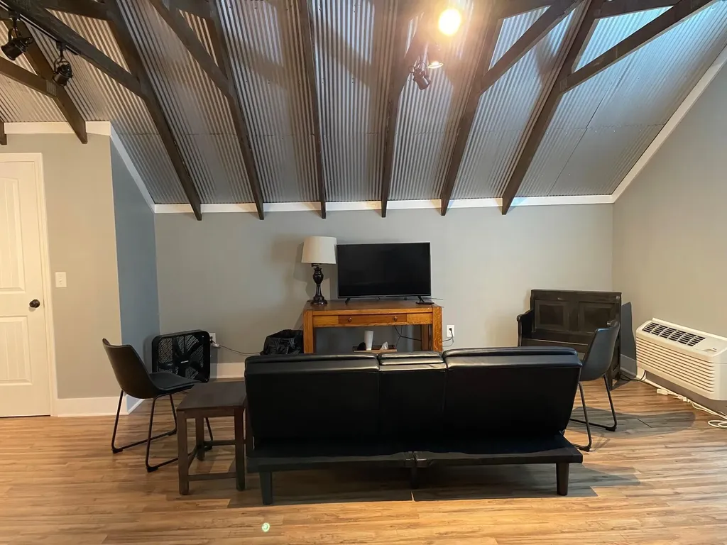 54 Burdette Knob Road Lancaster KY 40444