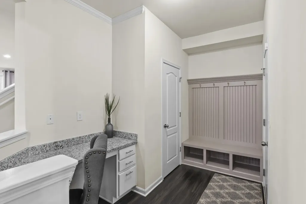 16805 Green Crest Lane Louisville KY 40245