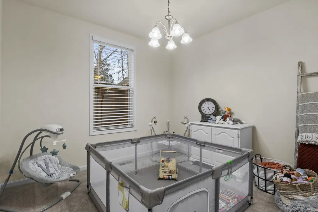 16805 Green Crest Lane Louisville KY 40245