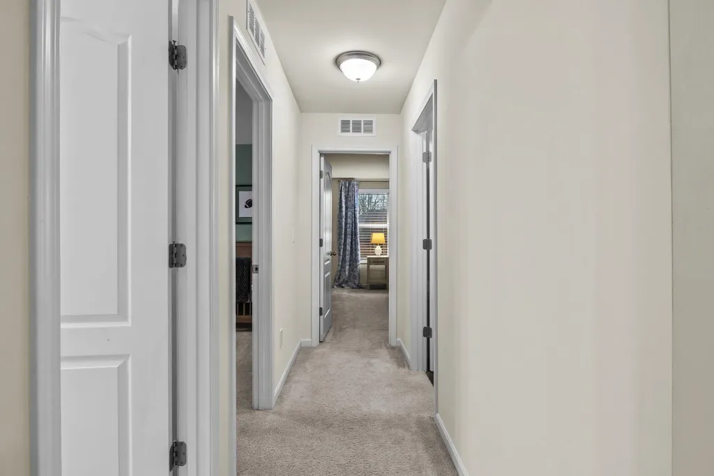 16805 Green Crest Lane Louisville KY 40245