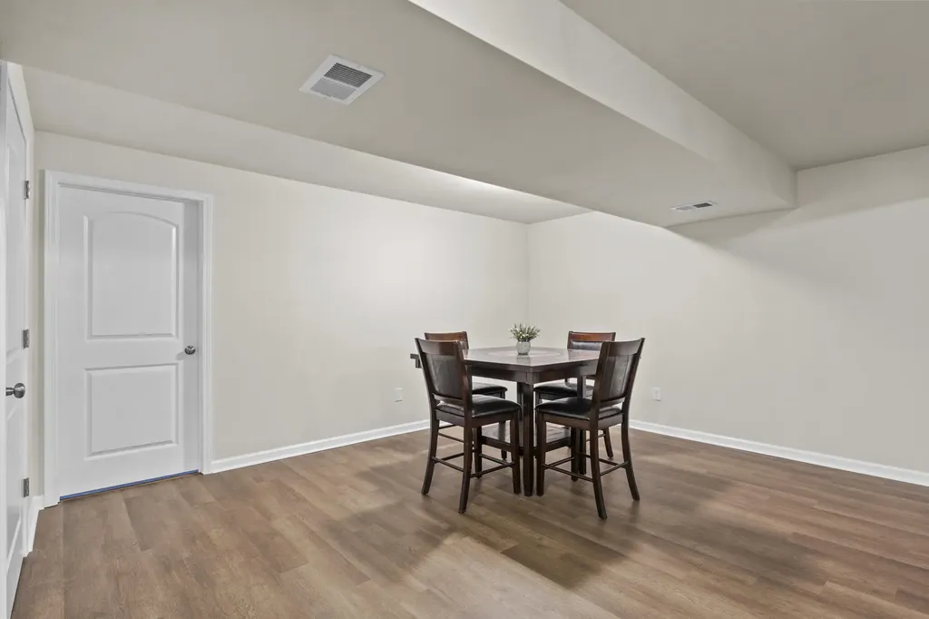 16805 Green Crest Lane Louisville KY 40245