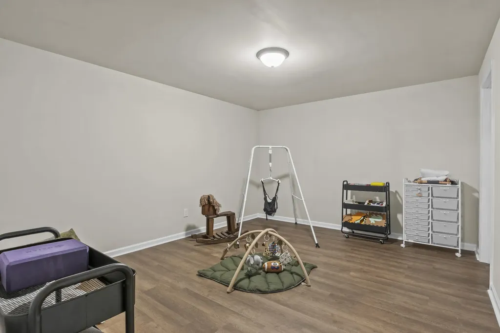 16805 Green Crest Lane Louisville KY 40245
