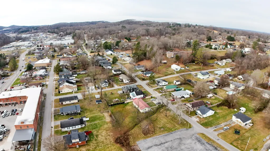 319 16th Street Corbin KY 40701