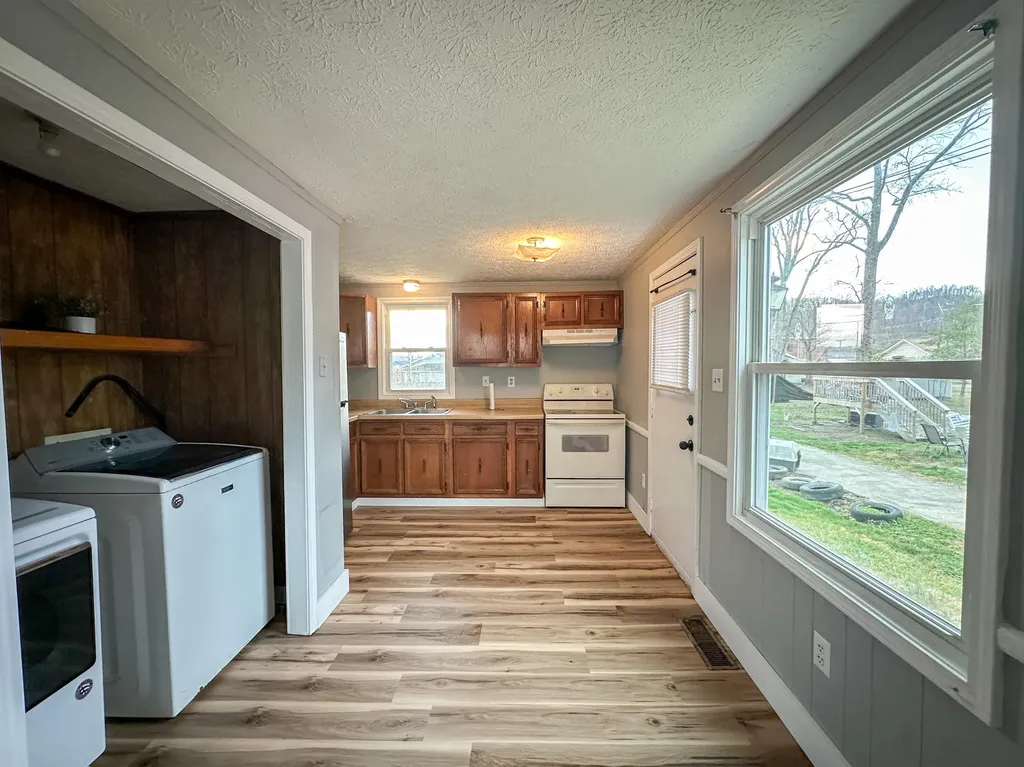 319 16th Street Corbin KY 40701