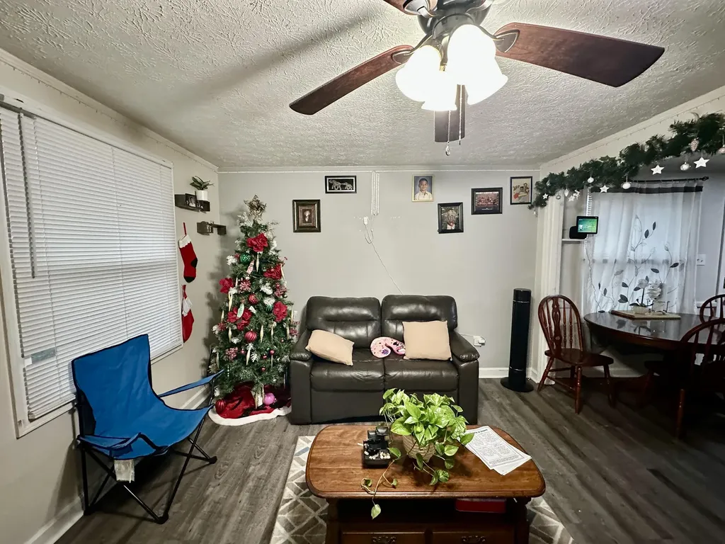 319 16th Street Corbin KY 40701