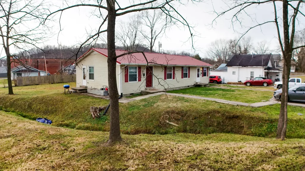 319 16th Street Corbin KY 40701