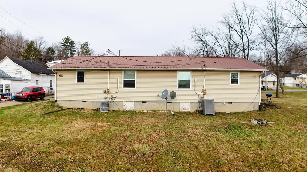 319 16th Street Corbin KY 40701