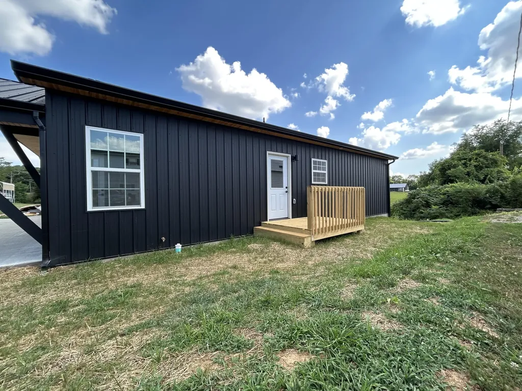 323 Randolph Street Somerset KY 42501