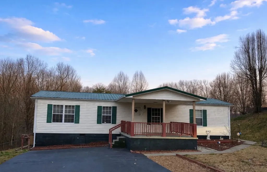 334 Timberland Circle Corbin KY 40701