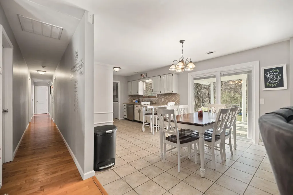 1094 State Highway 3379 Grethel KY 41631