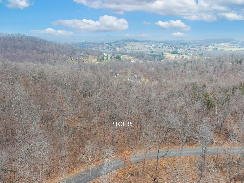 Lot 35 Knights Lane Somerset KY 42503
