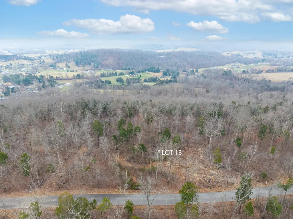 Lot 13 Knights Lane Somerset KY 42503