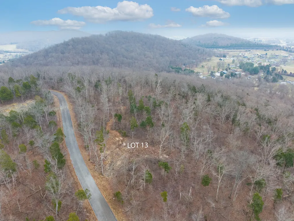 Lot 13 Knights Lane Somerset KY 42503