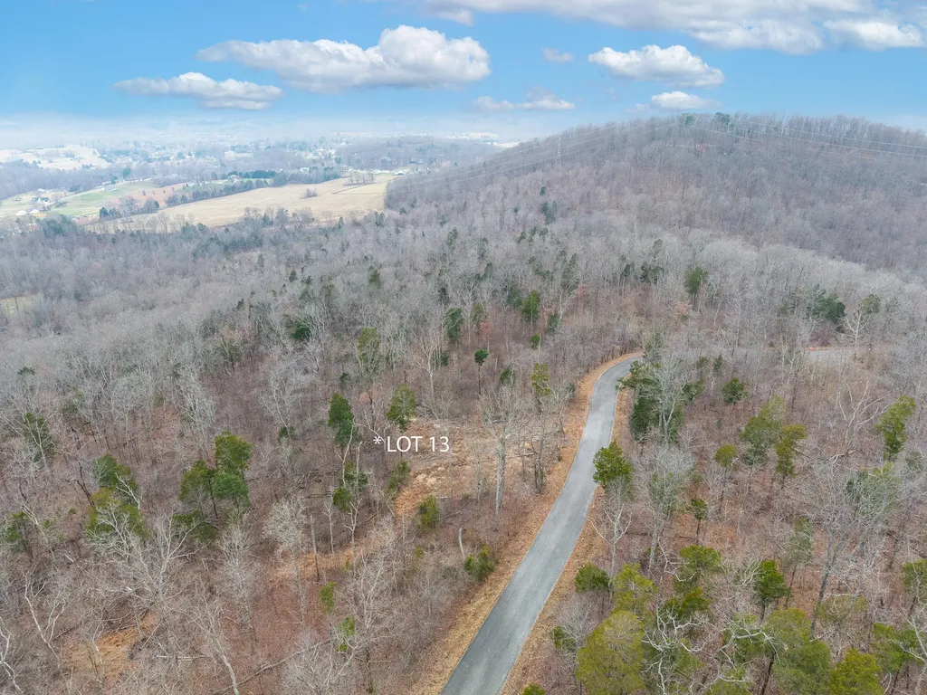 Lot 13 Knights Lane Somerset KY 42503
