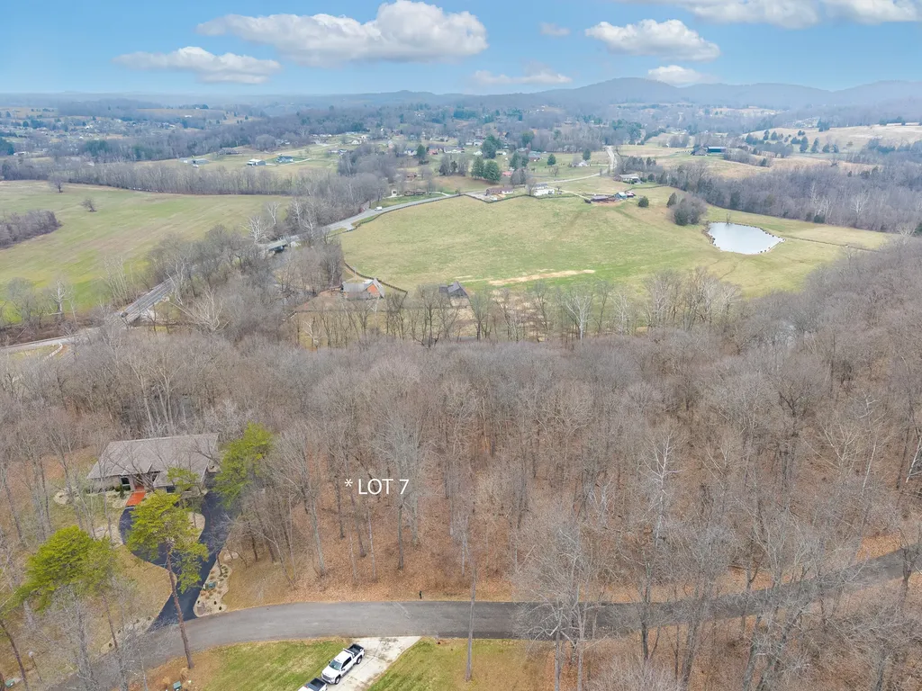 Lot 7 Hunter Lane Somerset KY 42503