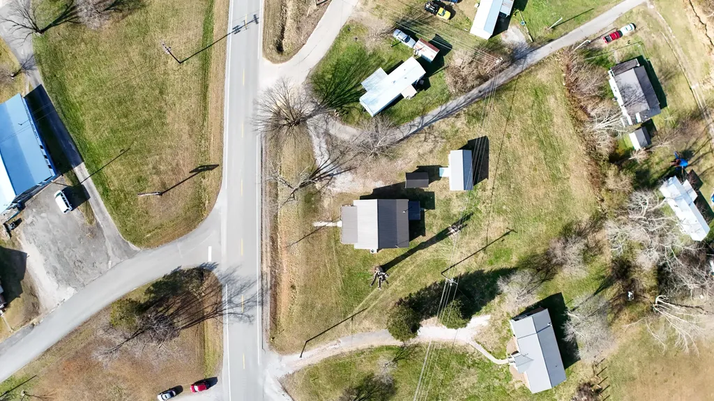 391 Pine Valley Lane Flat Lick KY 40935