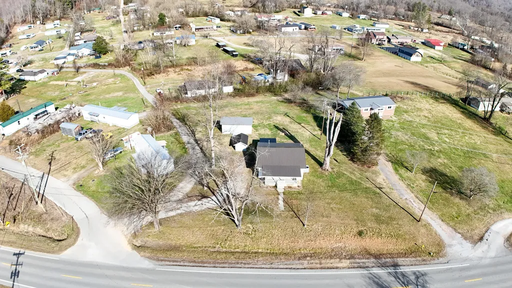 391 Pine Valley Lane Flat Lick KY 40935