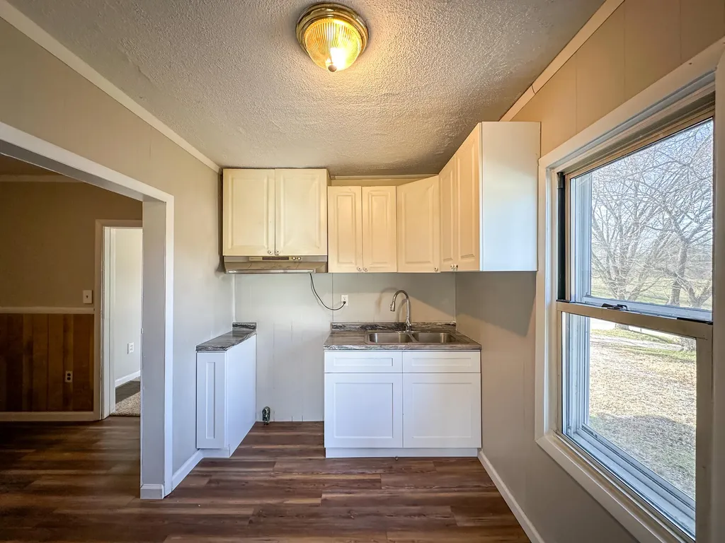 391 Pine Valley Lane Flat Lick KY 40935
