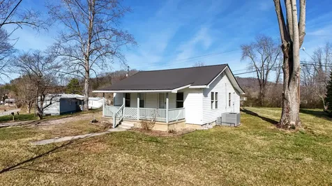391 Pine Valley Lane Flat Lick KY 40935