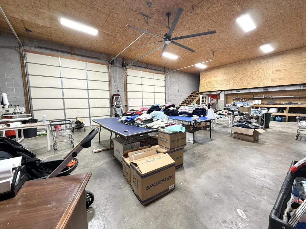 819 River Drive Irvine KY 40336
