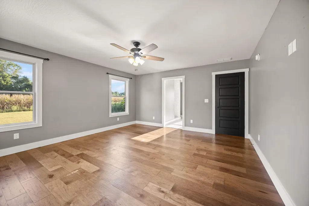 220 Davis Lane Russell Springs KY 42642