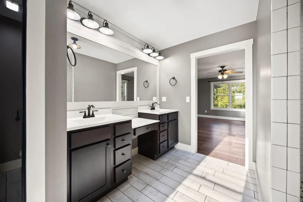 220 Davis Lane Russell Springs KY 42642