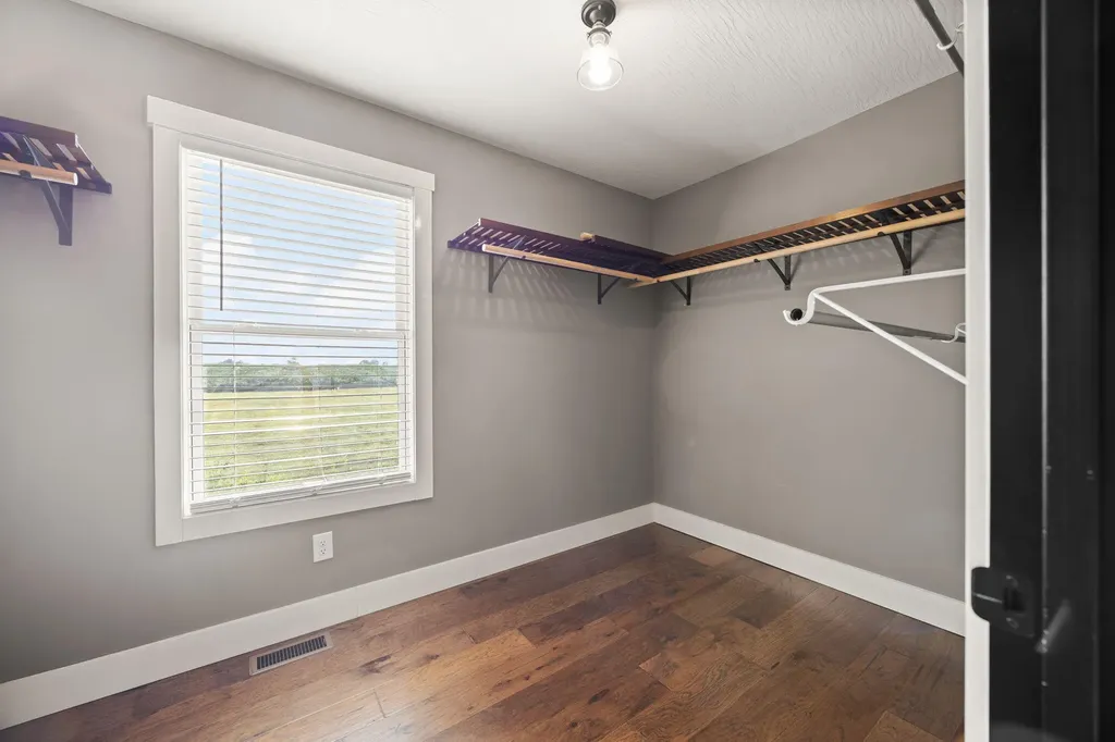 220 Davis Lane Russell Springs KY 42642