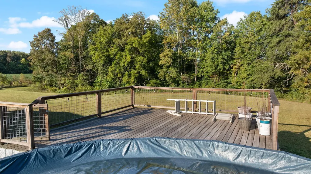 220 Davis Lane Russell Springs KY 42642