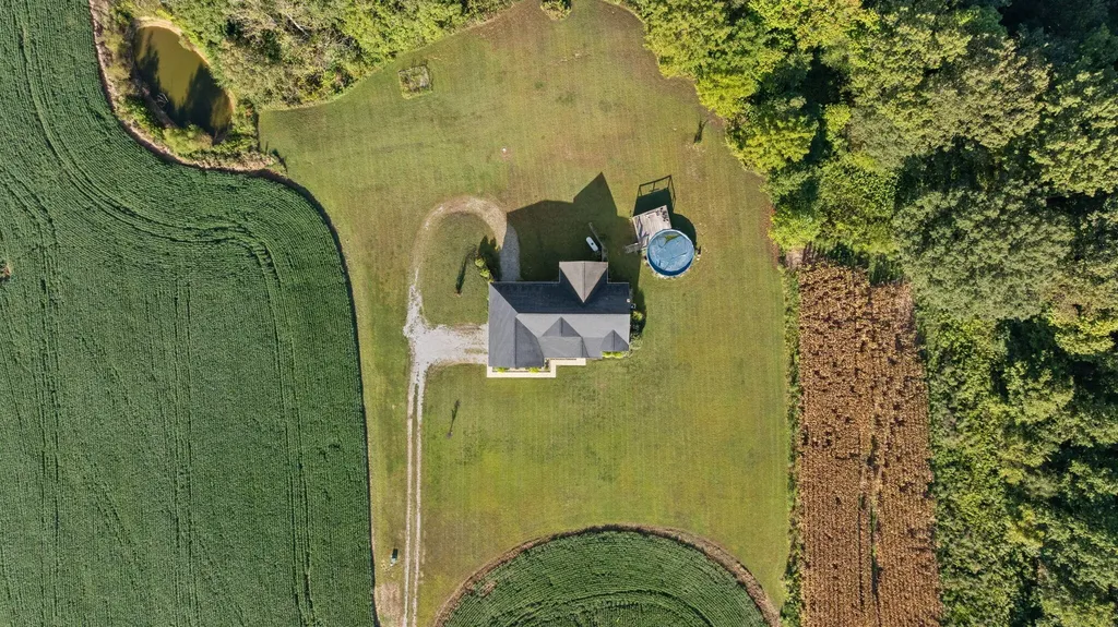 220 Davis Lane Russell Springs KY 42642