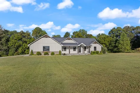 220 Davis Lane Russell Springs KY 42642