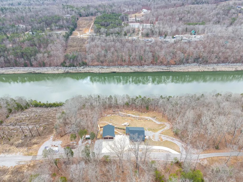 555 Colonel Drive Burnside KY 42519