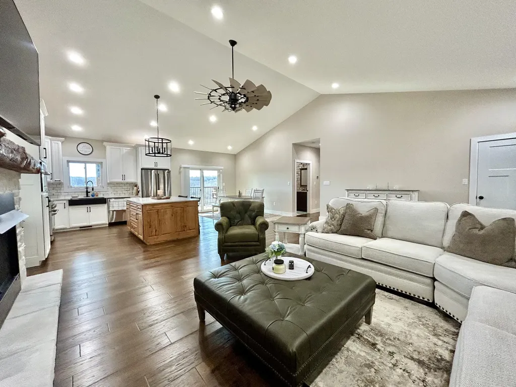 555 Colonel Drive Burnside KY 42519