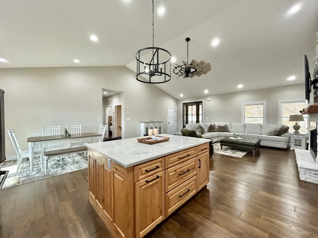 555 Colonel Drive Burnside KY 42519