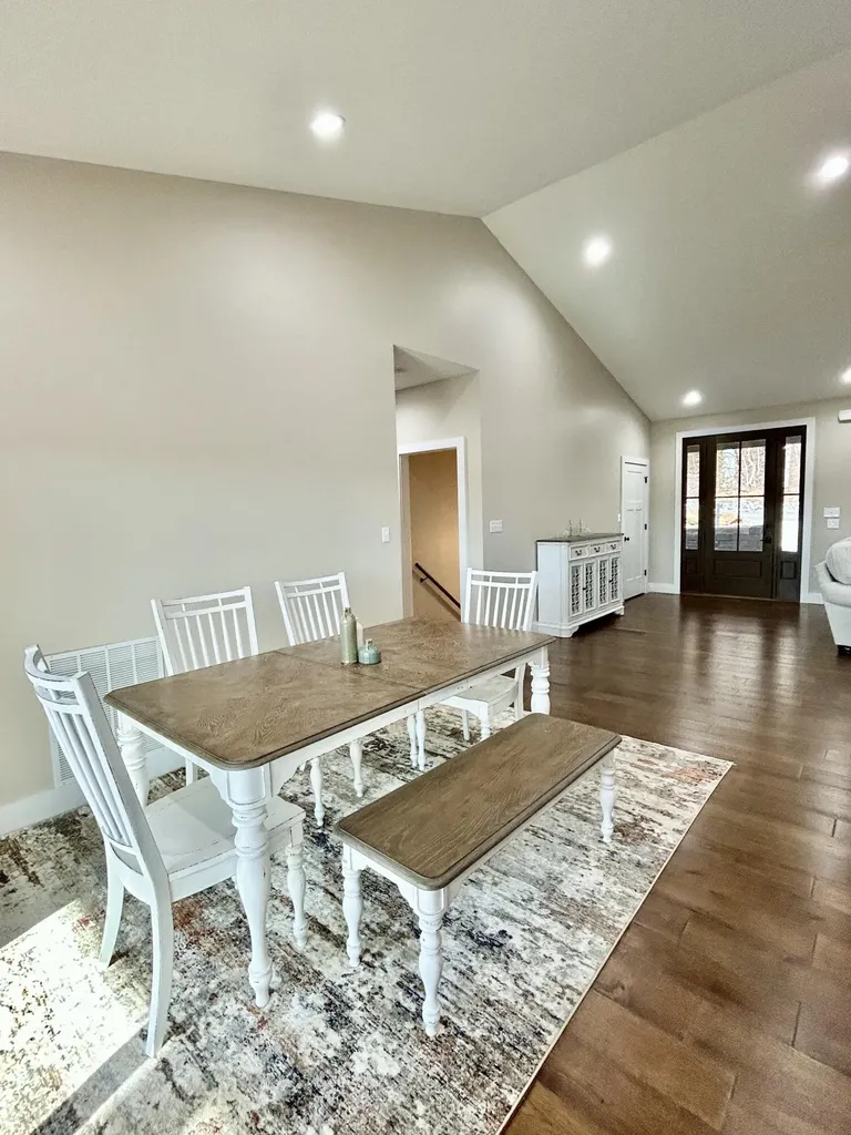 555 Colonel Drive Burnside KY 42519