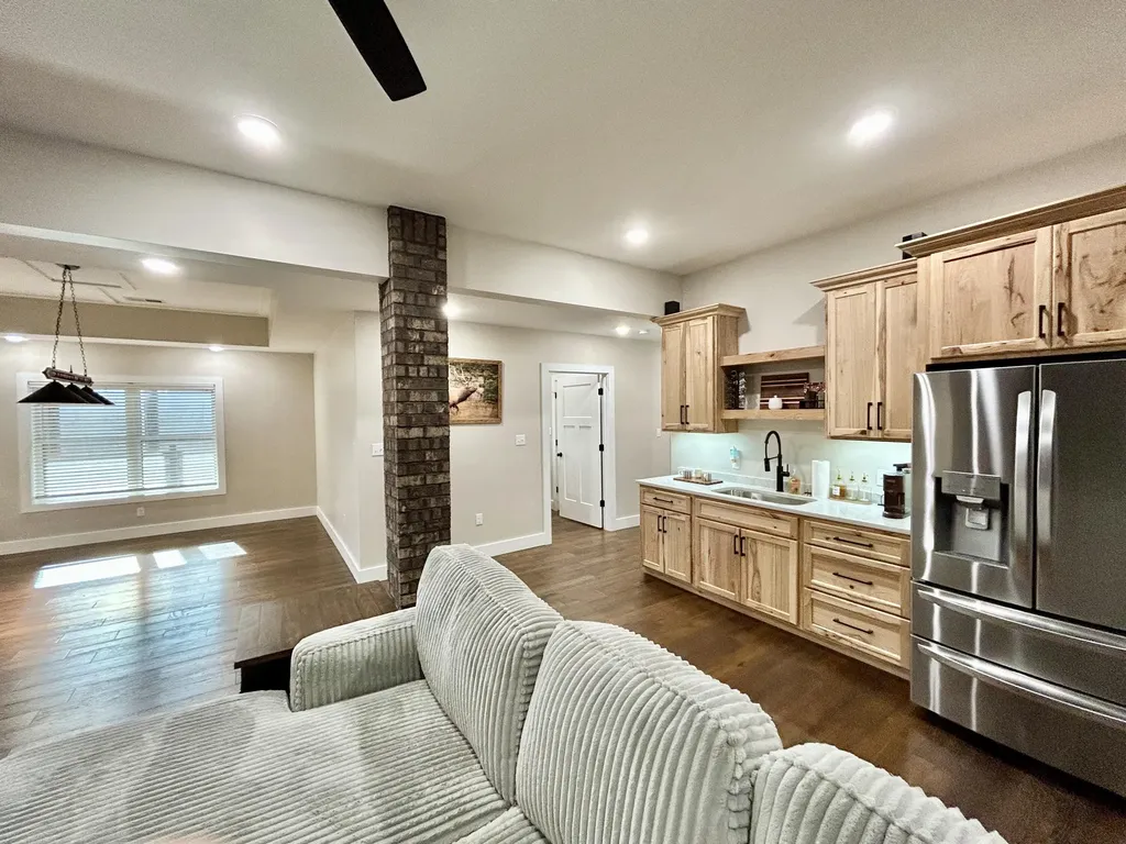 555 Colonel Drive Burnside KY 42519