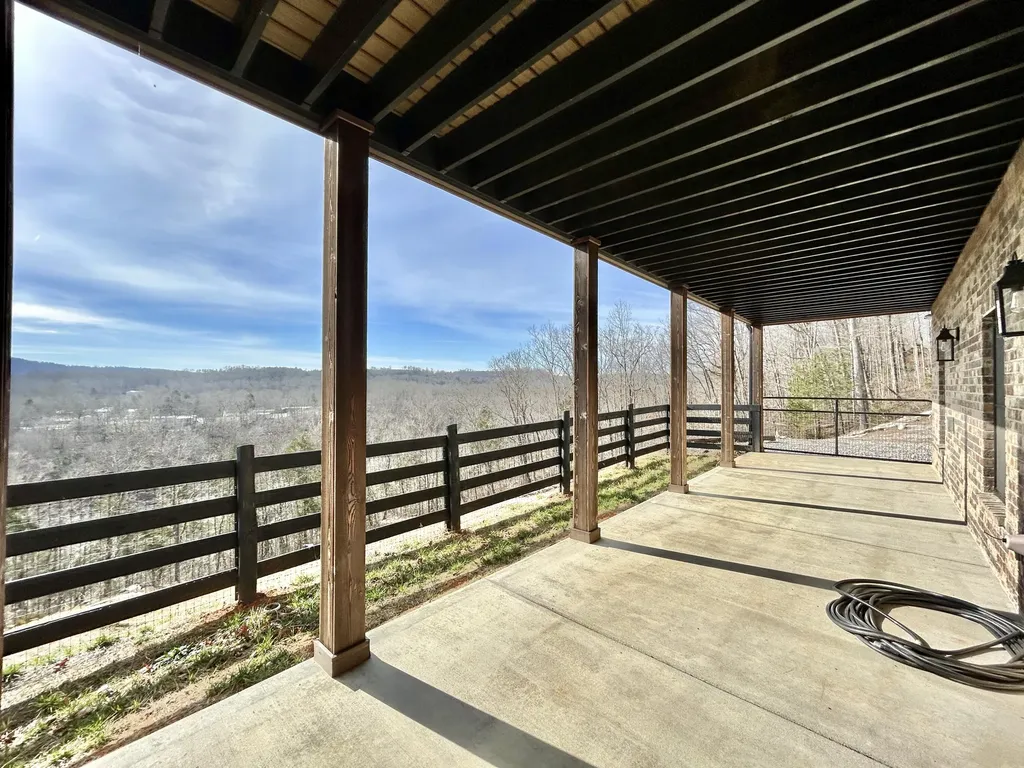 555 Colonel Drive Burnside KY 42519