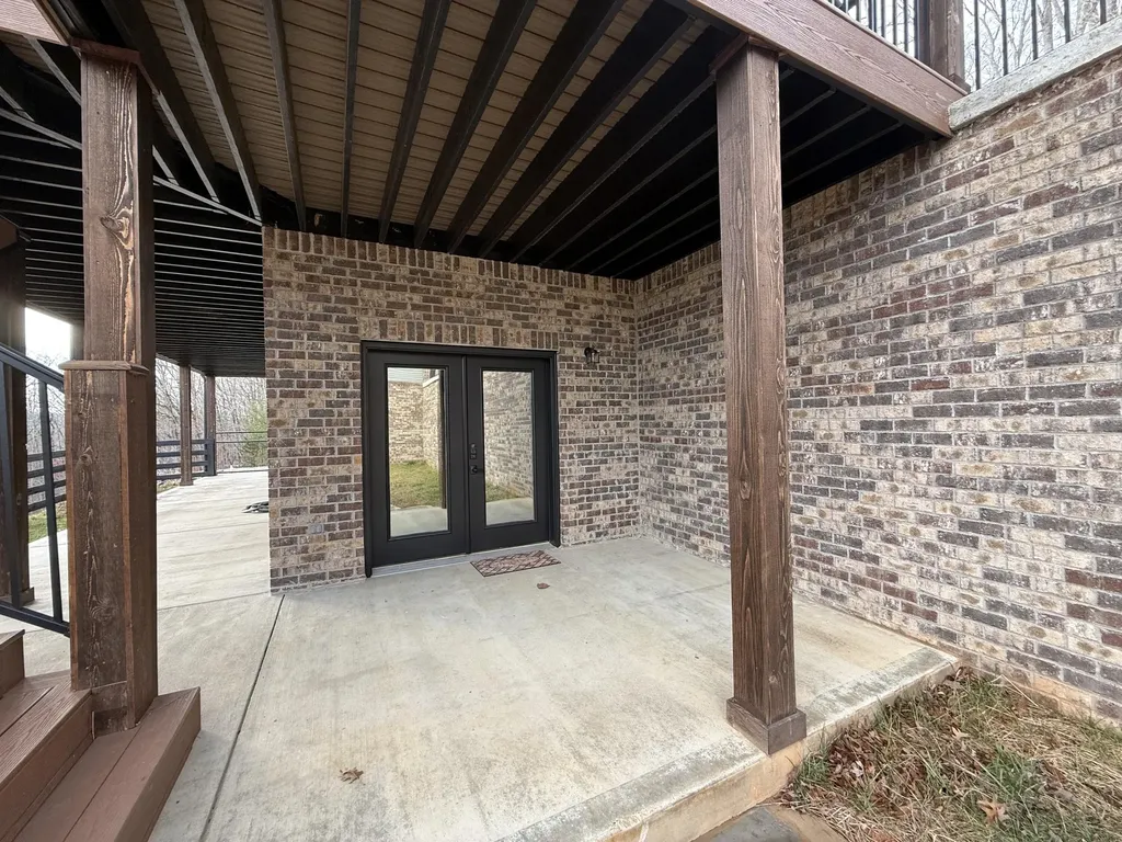 555 Colonel Drive Burnside KY 42519