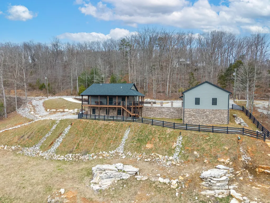 555 Colonel Drive Burnside KY 42519