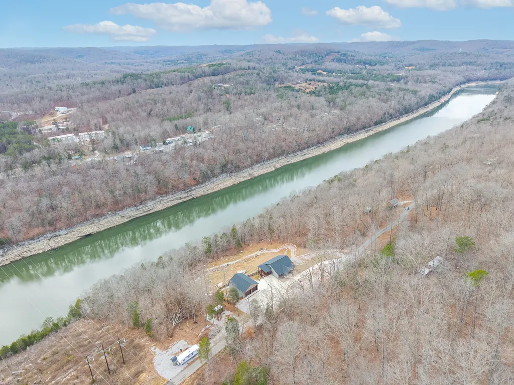 555 Colonel Drive Burnside KY 42519